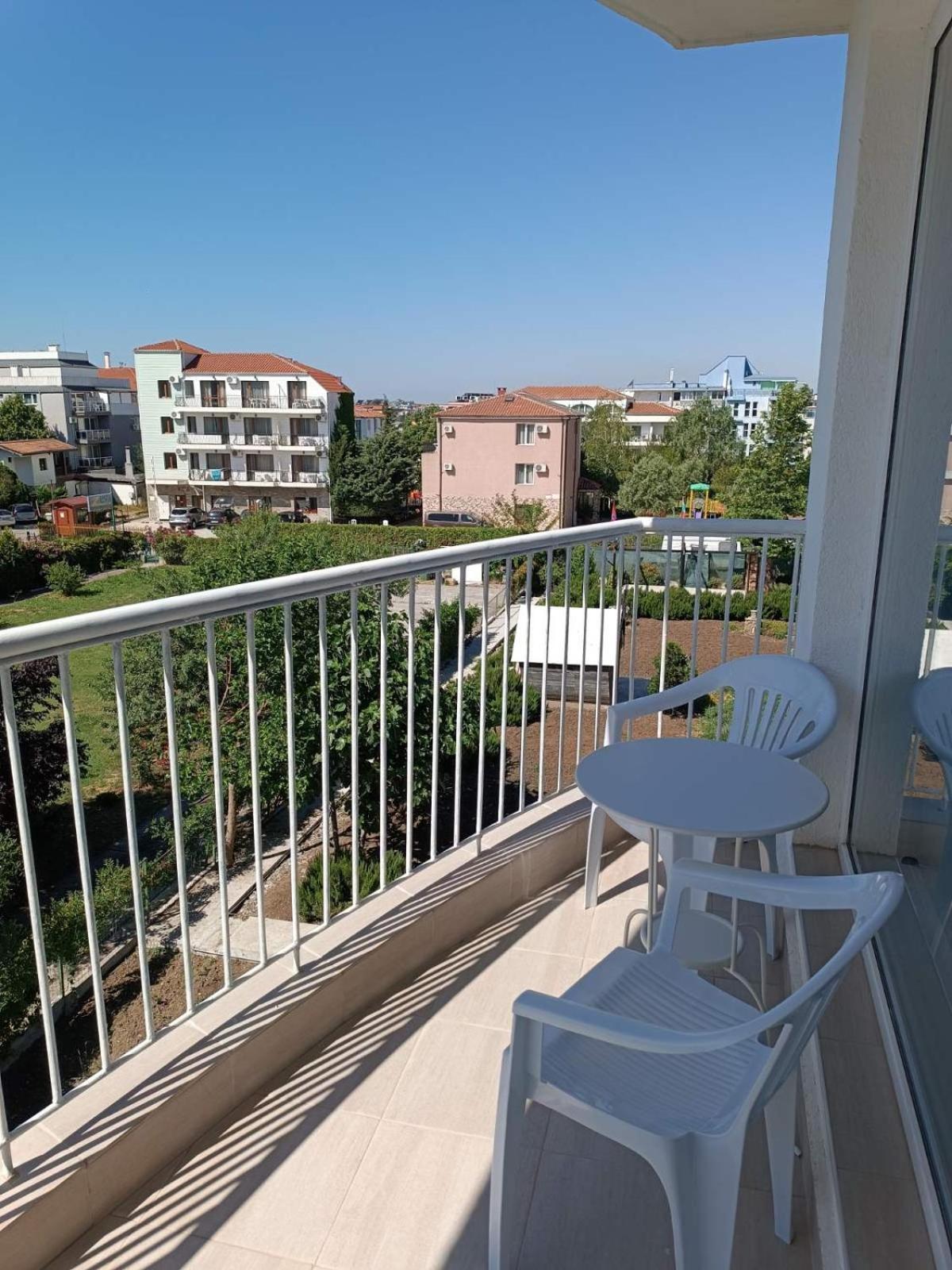 Апартамент Веси Vesea Nesebăr Exterior foto