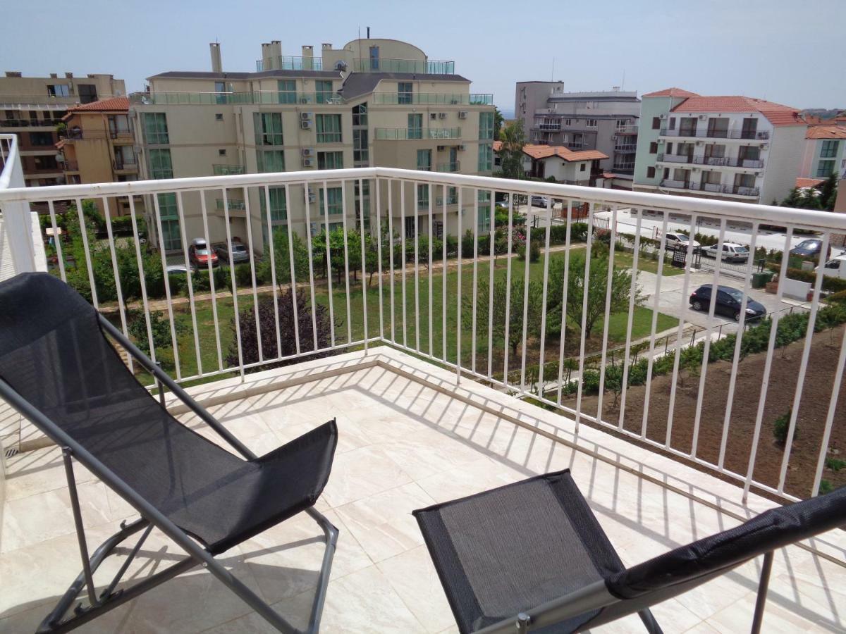 Апартамент Веси Vesea Nesebăr Exterior foto